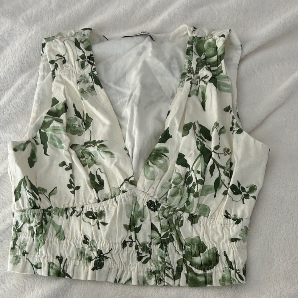 Abercrombie & Fitch Green Floral Crop Top